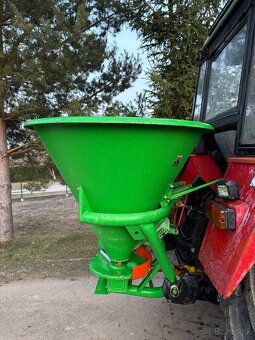 Rozmetadlo umelého hnojiva - 4