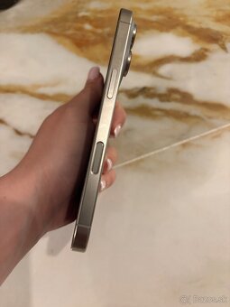 Iphone Natural titanum 256 GB - 4