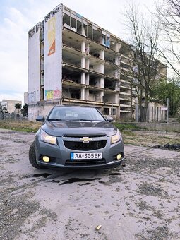 Chevrolet Cruze - 4