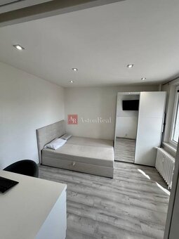 Krásny 1izbový byt, loggia + balkón, Ružová ul., Banská Byst - 4