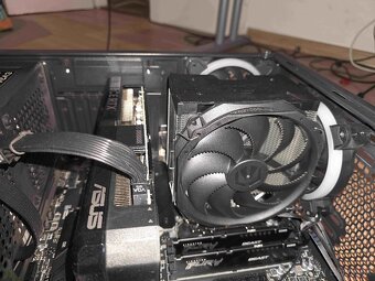 Predám herný PC Ryzen 7 7800x3d + Asus Dual 4070 OC - 4