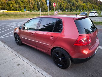 Volkswagen Golf 5 77kw rok 2007 - 4