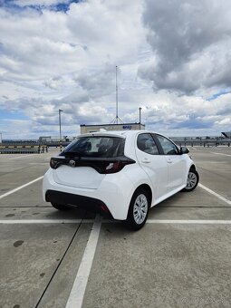 Toyota Yaris 1.5 Dynamic Force Comfort Style Tech Best Editi - 4