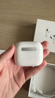 Apple AirPods 3rd generation - 4
