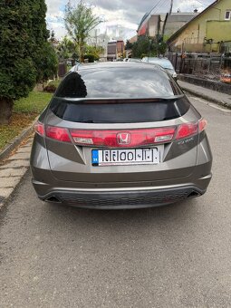 Honda Civic - 4