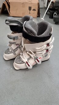 Predam lyziarky HEAD 240-245 - 4