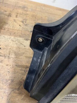 Predné svetla Hyundai Tucson 1 - 4