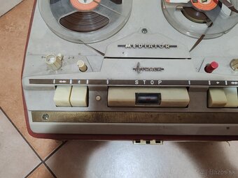 Stary zahraničný prehravac - 4