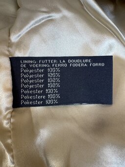 Kozena bunda velkosti S - 4