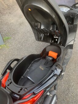 Yamaha x-max 125 - 4