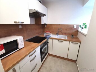 Na prenájom zrekonštruovaný 1,5 izbový byt, 40m2, ul. Šoltés - 4