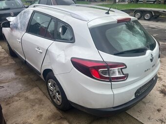Rozpredám Renault Megane III Grandtour 1.6 K4M R8 - 4