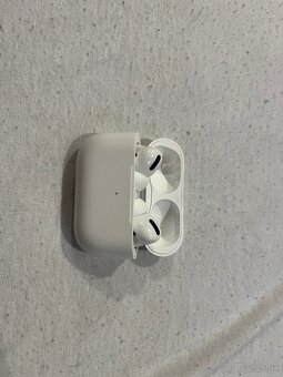 AirPods pro - 4