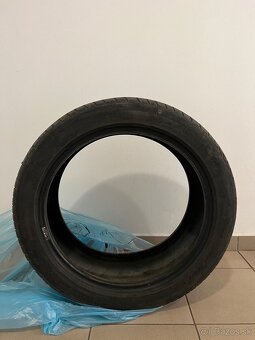 235/45 R18 letné - 4