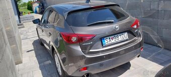 Predam Mazdu 3 Skyactive - 4