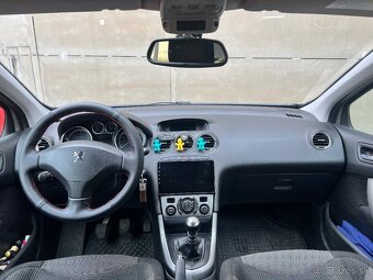 Peugeot 308 - 4