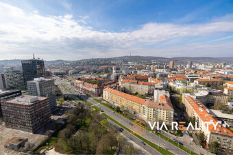 2-izbový byt v Danubius One, najvyššie poschodie, parking, p - 4