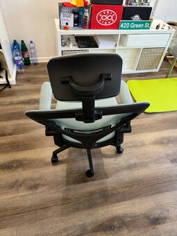 Ergonomické kancelárske kreslo(potrebuje opravu) - 4