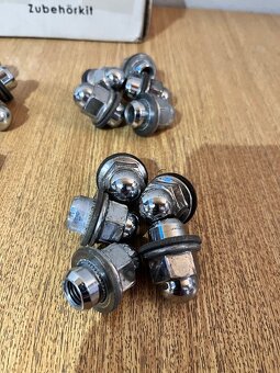 20x matice Mitsubishi Outlander - 4