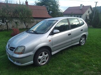 Nissan Almera Tino 2,2D - 4