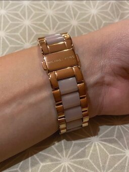 Inteligentné hodinky Michael Kors - 4