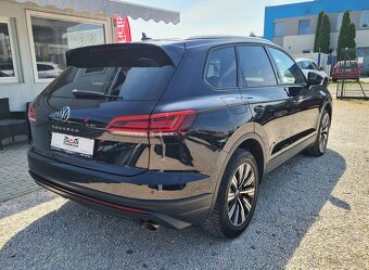 VW TOUAREG 3.0 TDI V6 ELEGANCE 4MOTION / MOŽNÝ OPOČET DPH - 4