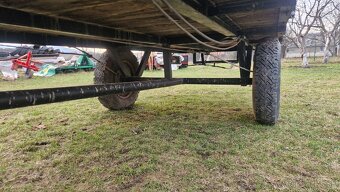 Vlecka za traktor - 4