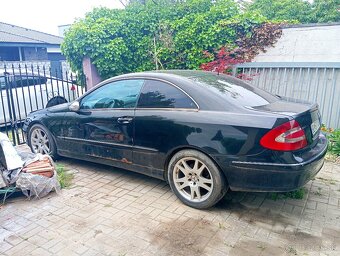 Predam MB Clk 270 na nahradne diely - 4