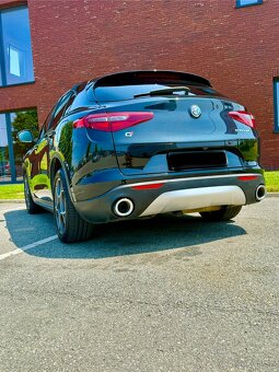 Alfa Romeo Stelvio - 4