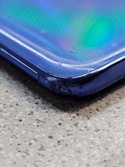 Samsung A70 - 4