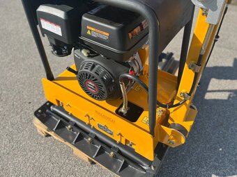 Vibračná doska LUMAG RP300HPCA - 4