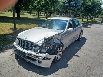Mercedes w211 E270cdi - 4
