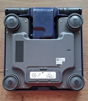 OMRON Monitor skladby tela s lekárskou váhou BF511-B - 4