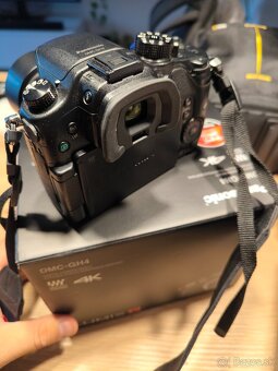 Panasonic Lumix GH4 + objektív Lumix 42,5mm - 4