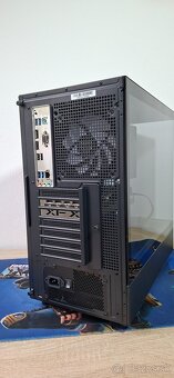 Hráčske pc 8jadro RYZEN 7 5700/512gb NVME/RX6600XT 8GB - 4