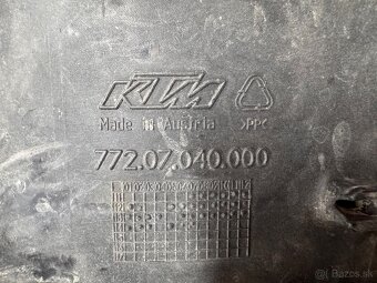 Predám sedačky na KTM - 4
