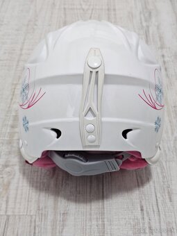 Detská lyžiarska prilba a detské korčule - 4