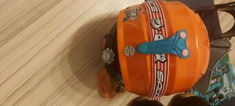 Detsky snowboard, prilba a topanky - 4