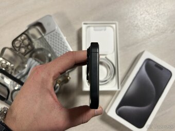 Apple iPhone 15 Pro 128gb - 4