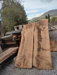 Orechove drevo, rezivo, fosne, dosky, forsty 10 m3 - 4