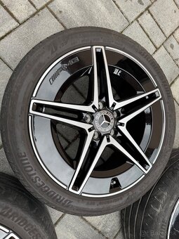 Mercedes R18 225/45 - 4