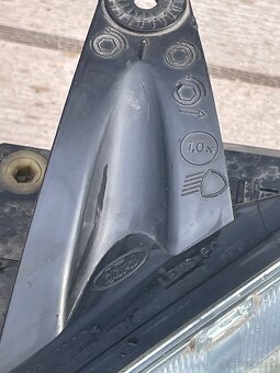 Svetlomety Ford focus mk2 - 4