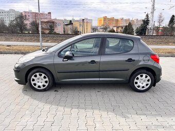 Peugeot 207 1.4 benzín - 4