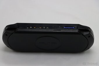 PSP E1004 Street + nabíjačka + 2GB karta + 4 hry - 4