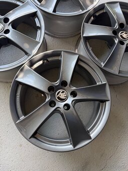 5x112r17 antracitové disky - 4