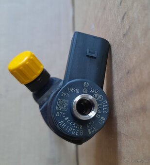 vstrekovače 04L130277G s protokolom - 4