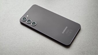 SAMSUNG S23+ plus - 4