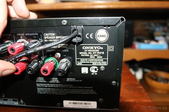 ONKYO HT-R518 - 4