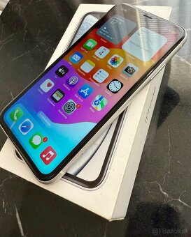 Apple iphone XR White, 64gb. - 4