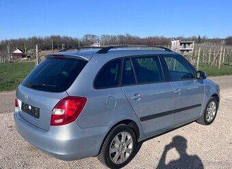 predám Skoda Fabia Combi II--1.2TSI---63Kw-85Ps--r.v.2010 - 4